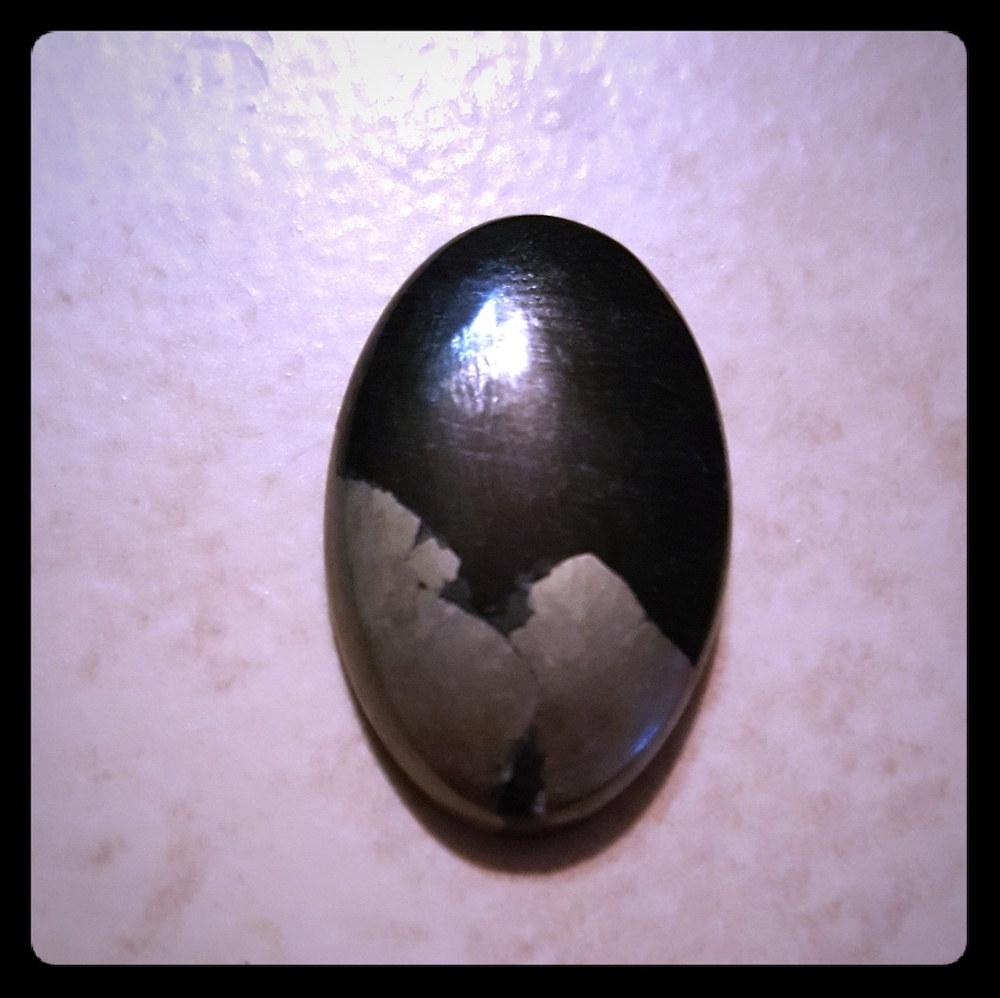 Apache Tear's crystal